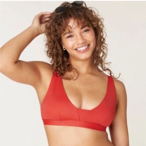 Andie Swim The Tahiti Bikini Top in Chili Pepper - Picture 1 of 10